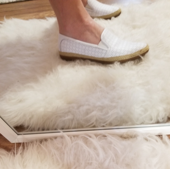 Clarks Shoes - Clarks collection white (soft cushion) loafers